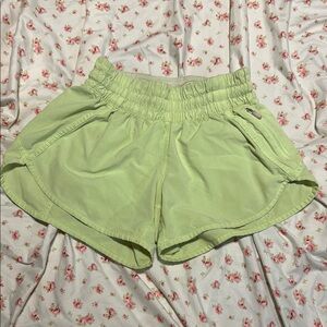 Women’s XS lululemon green shorts